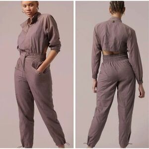 NWOT ATHLETA X ALICIA KEYS Keys Utility Mauve Jumpsuit With Mid Back Cutout 6
